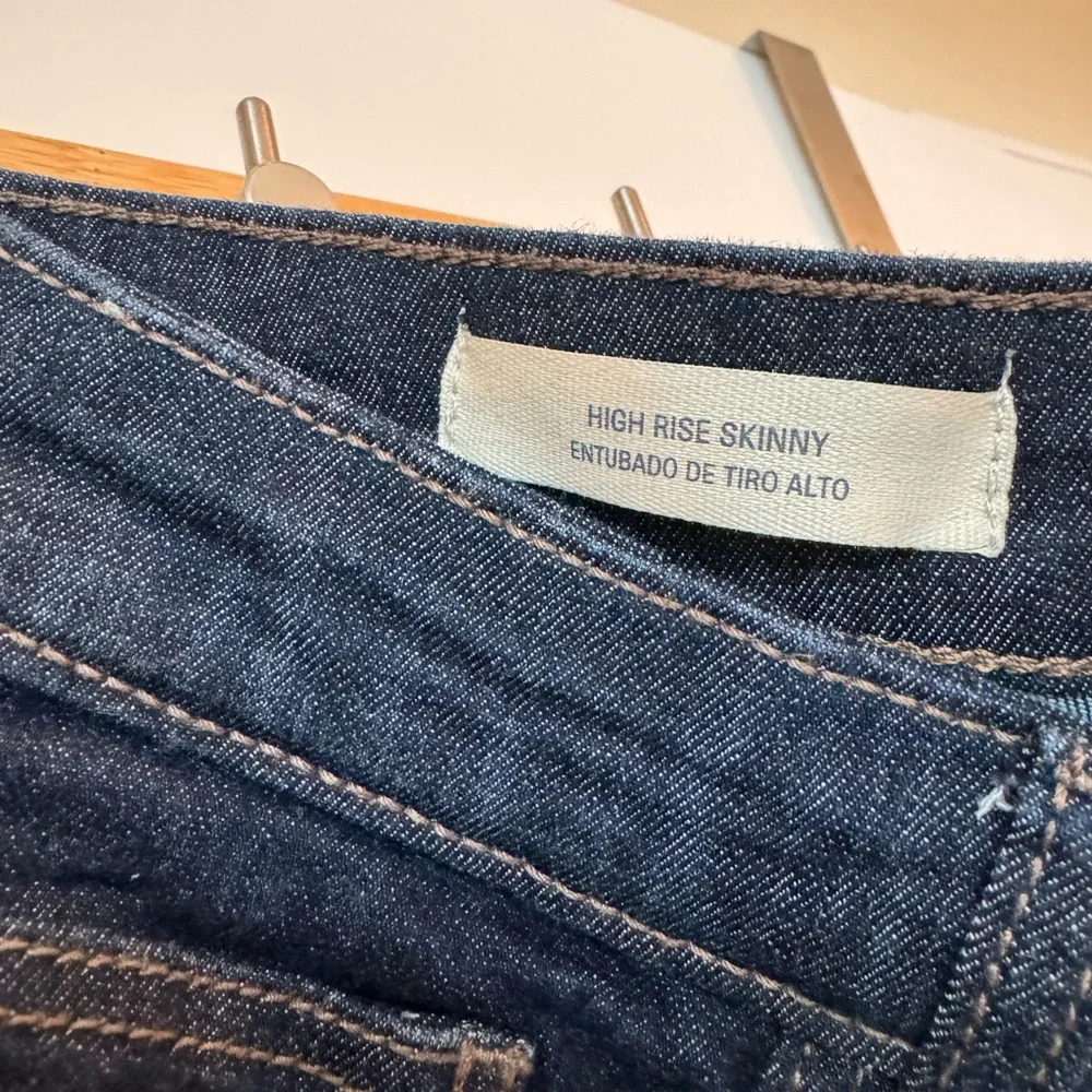 Universal Thread High Rise Skinny 16/33R - Picture 4 of 4